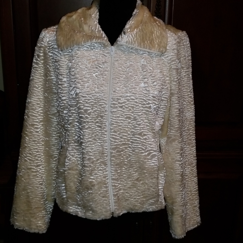 Utex Gorgeous Jacket - image 2